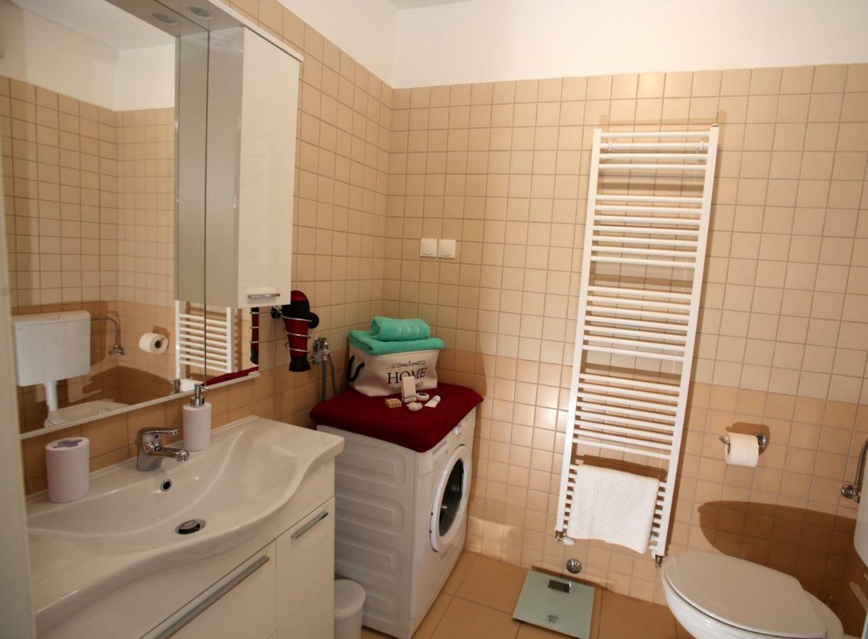 Apartment West ริเยกา ภายนอก รูปภาพ