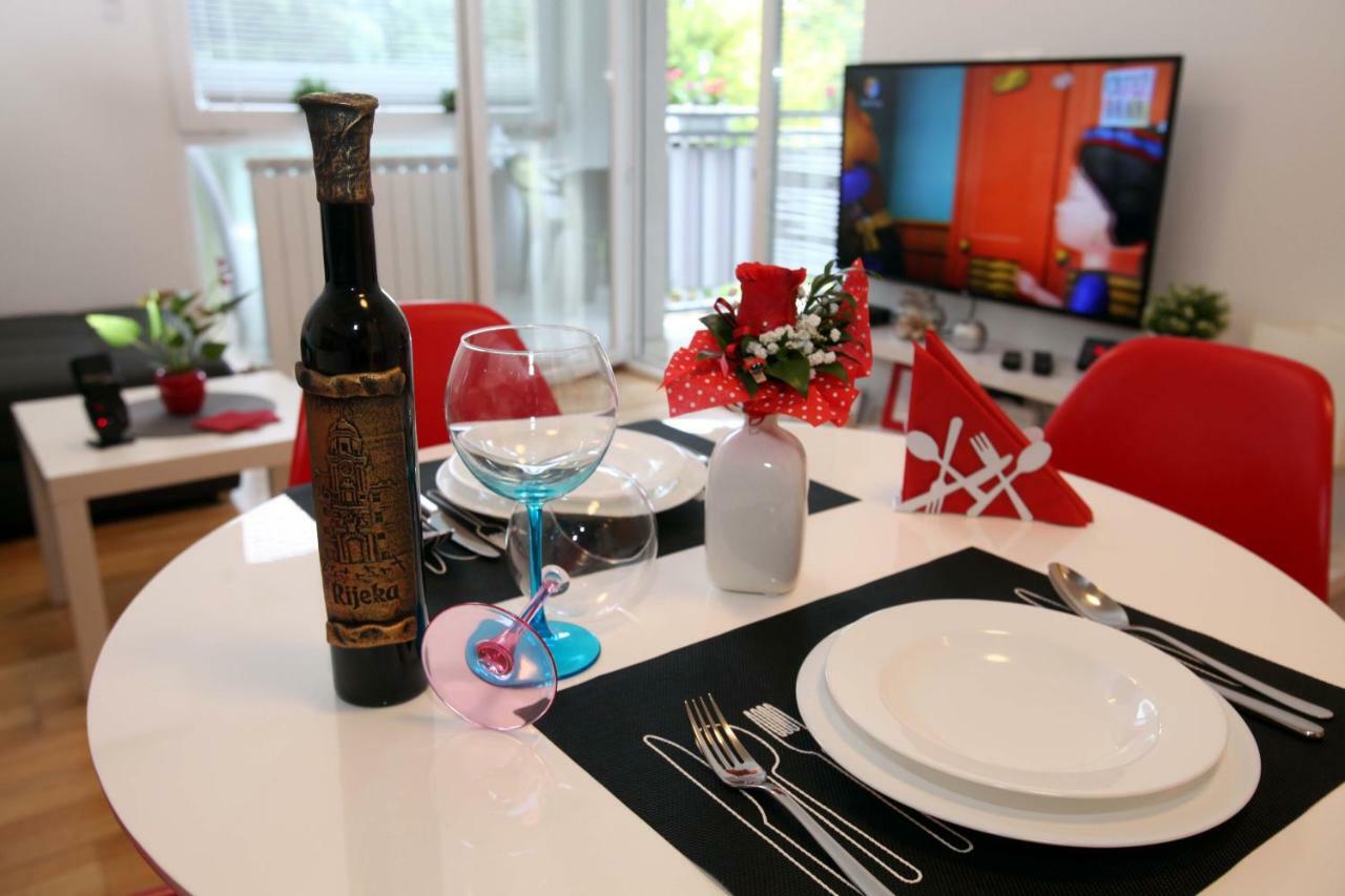 Apartment West ริเยกา ภายนอก รูปภาพ
