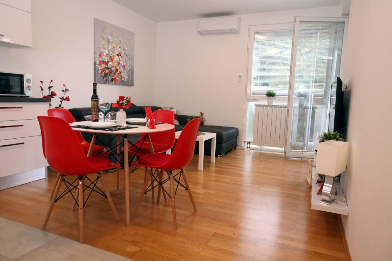 Apartment West ริเยกา ภายนอก รูปภาพ